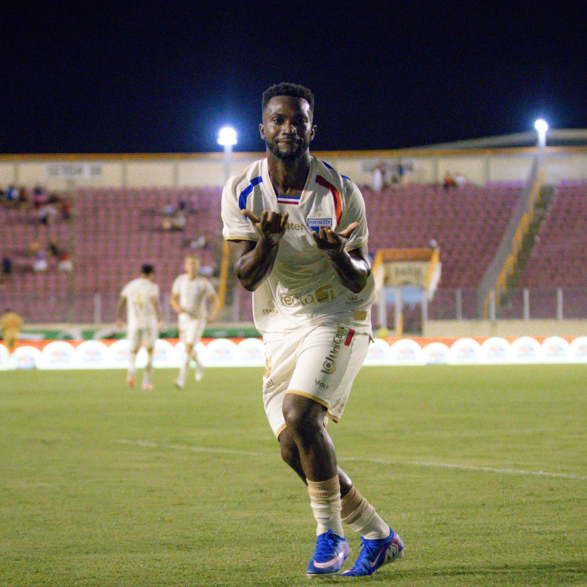 Renato_Manso's tweet photo. #3PTS Confiança 1 x 2 Fortaleza

1. Um jogo de amplo domínio do Fortaleza, que faz valer a superioridade.

2. Vitinho e Miritello tem sido extremamente decisivos. Rodrigo destaque com duas assistências.

3. Sustinho no final só pra dar uma emoção. Mas o Confiança pouco fez. https://t.co/wYPhlDpV4q