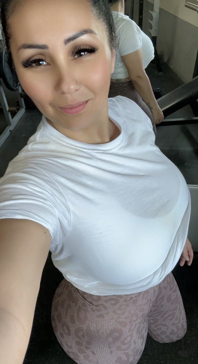 SrysraTorres tweet media