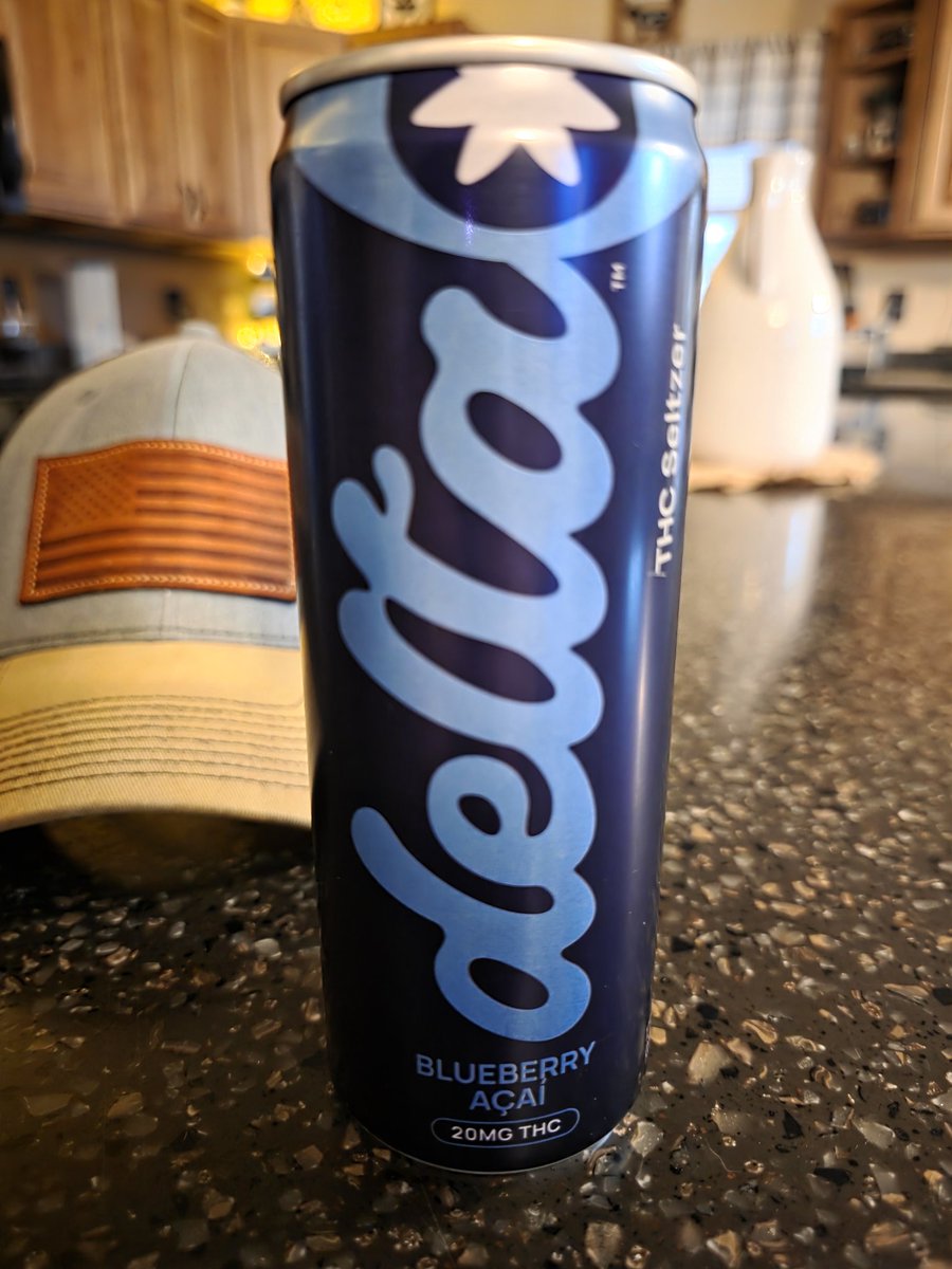 BocksBasement's tweet photo. 20s tonight 🚀👨‍🚀 #420life #weed #Marijuana #chill @DrinkDelta https://t.co/p5z6xQ71US