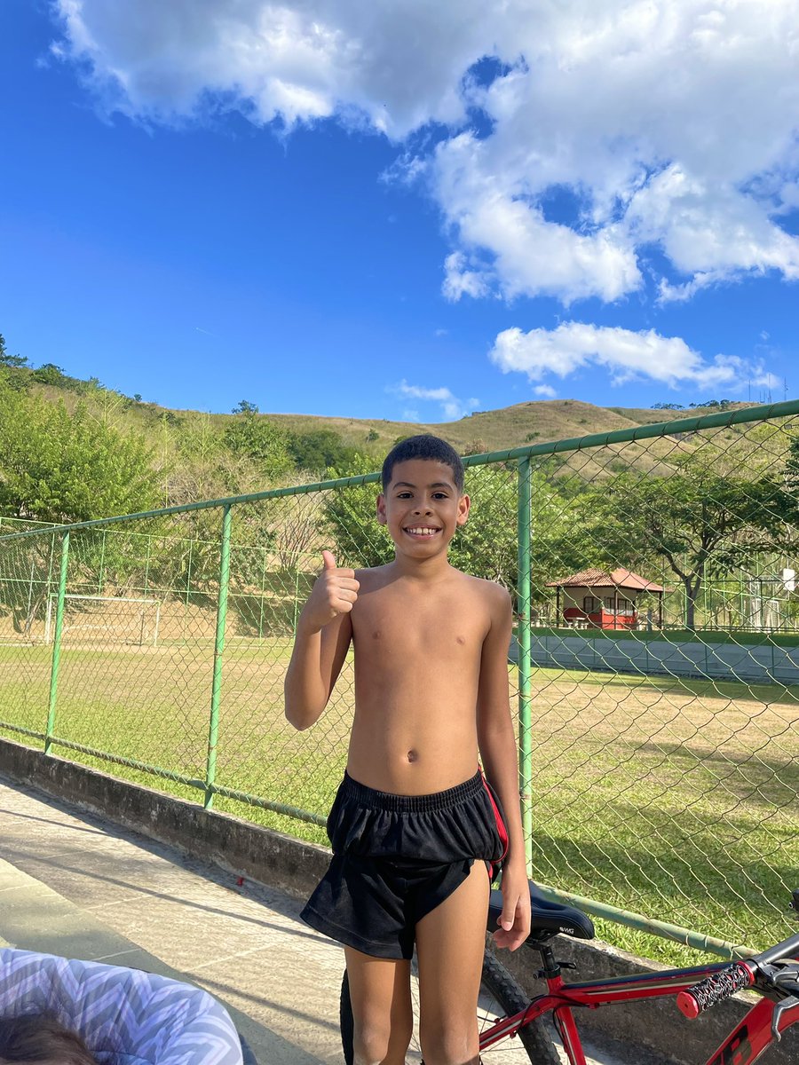 imthayna2's tweet photo. aulas e palestras em fazer filho bonito 👋🏻😄 https://t.co/ZuzcXzMUAe