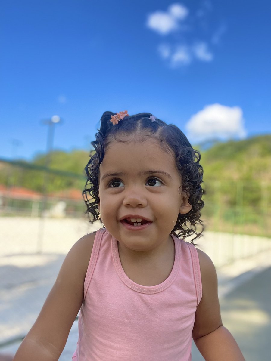 imthayna2's tweet photo. aulas e palestras em fazer filho bonito 👋🏻😄 https://t.co/ZuzcXzMUAe