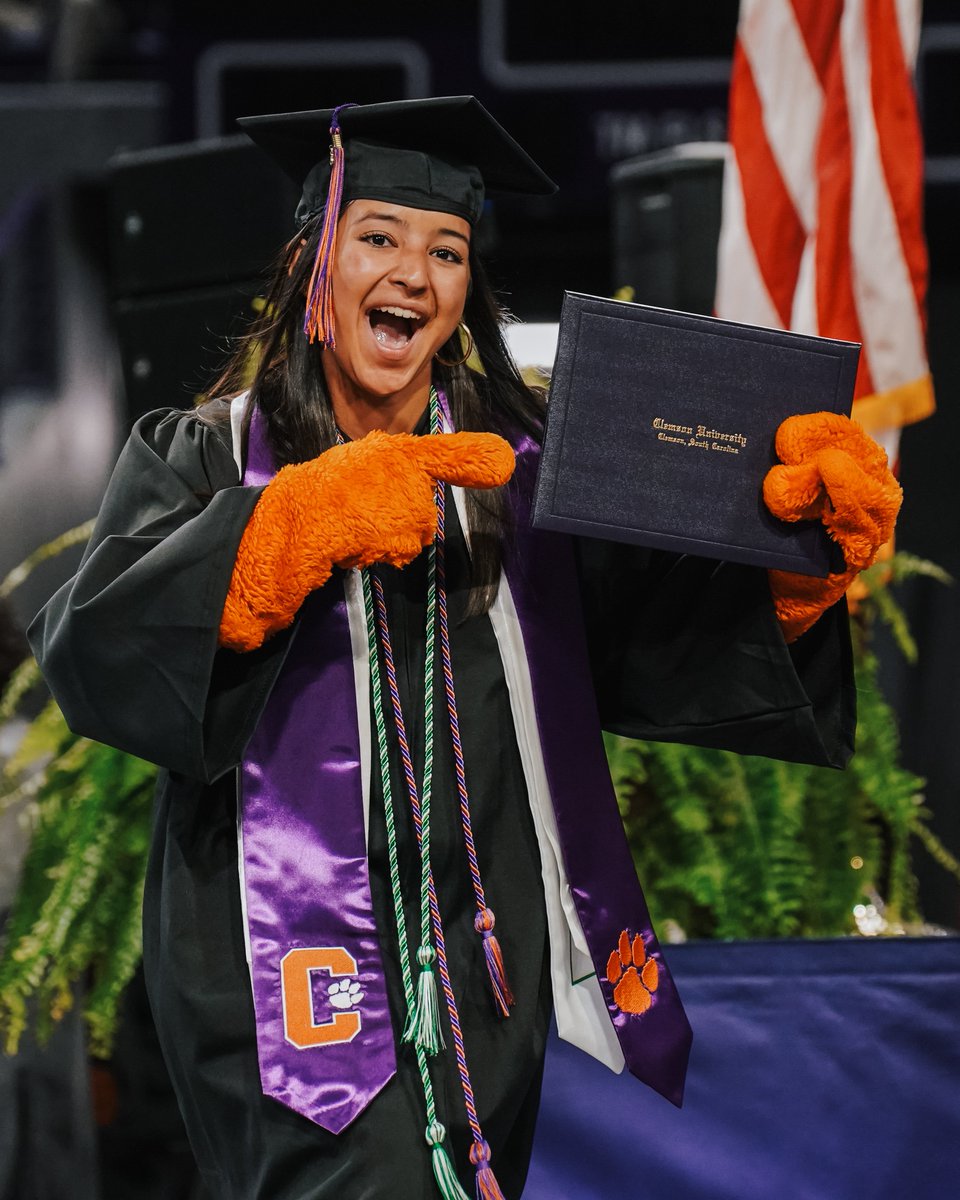 Clemson Athletics tweet media