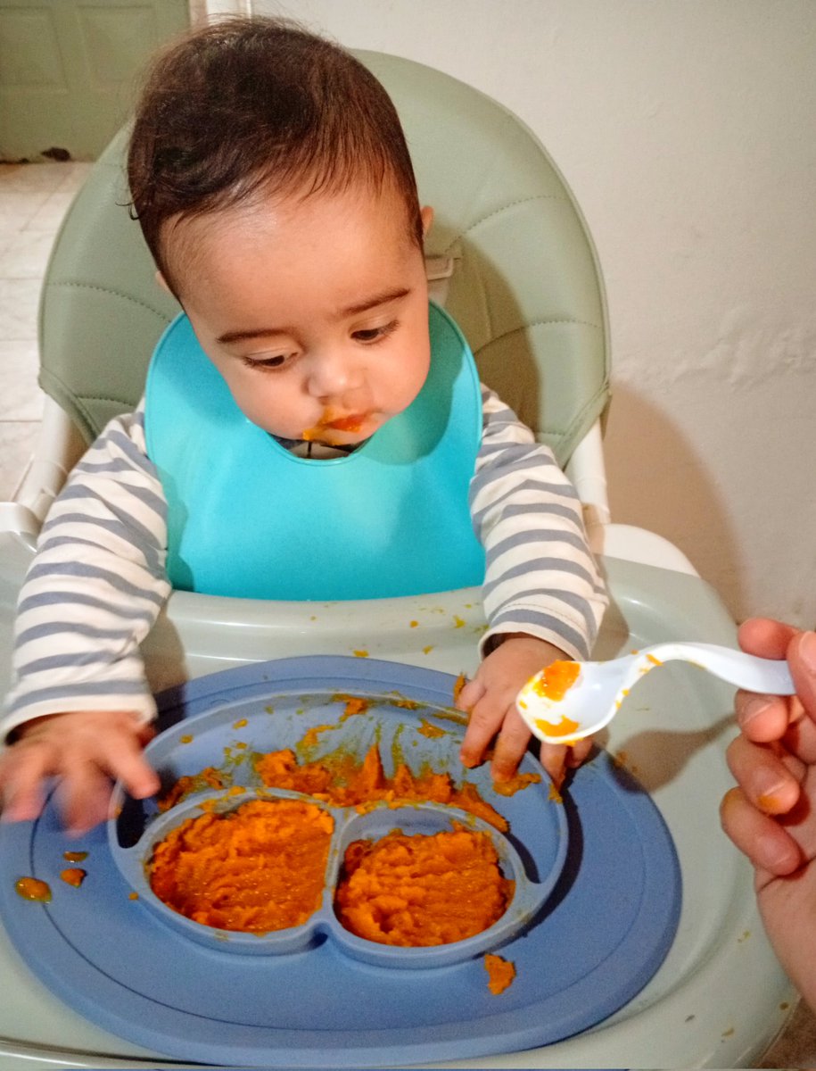 RochiiiAndrade's tweet photo. 6 meses de vos y hoy tú primera comidita. 
Nos tenés loquísimos de amor hijo.😍🧸🤎🍂🍁🪵 https://t.co/1zfY5Et2Ip