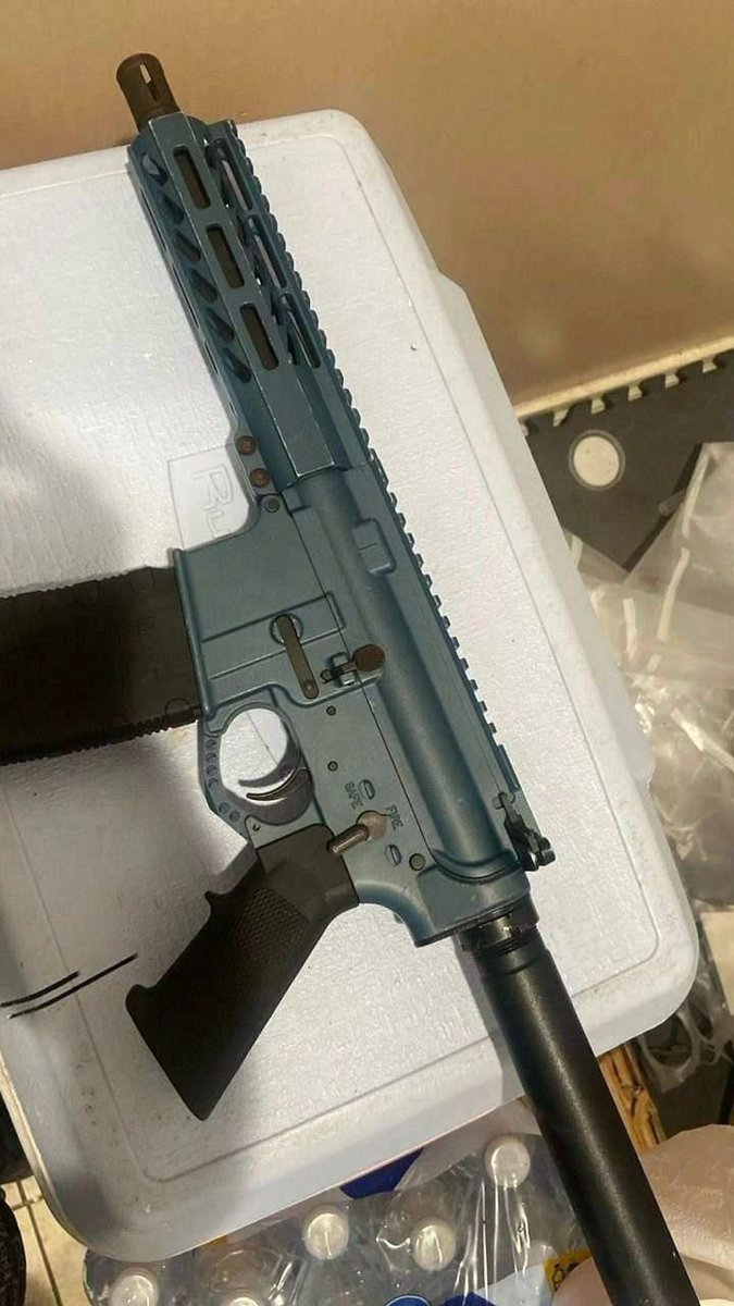 Gun plug tweet media