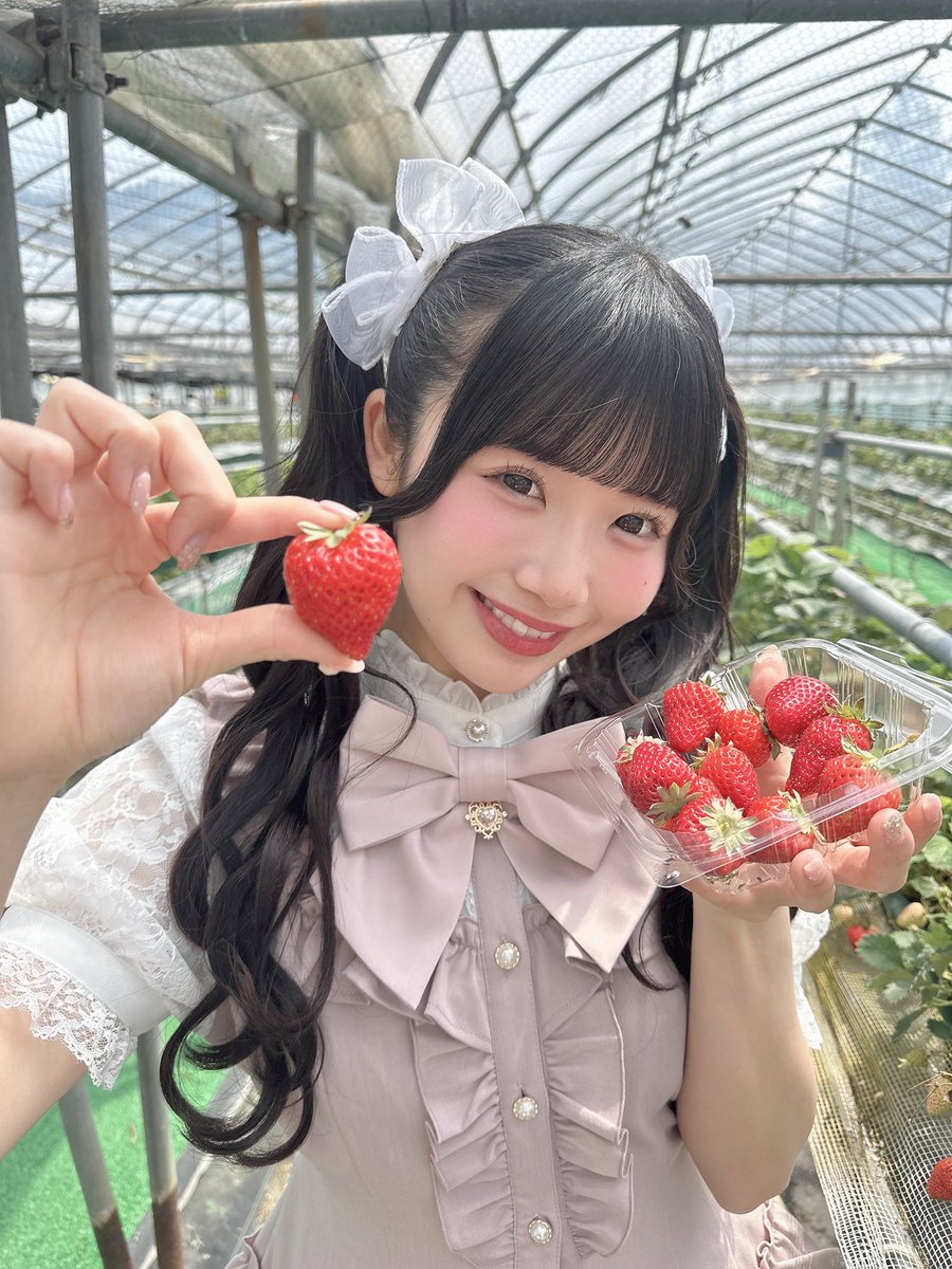 いちご様　確認用　5点 おはりのち🙌🏻 5人での撮影でいちご狩りをしたときの🍓 今日は20:00