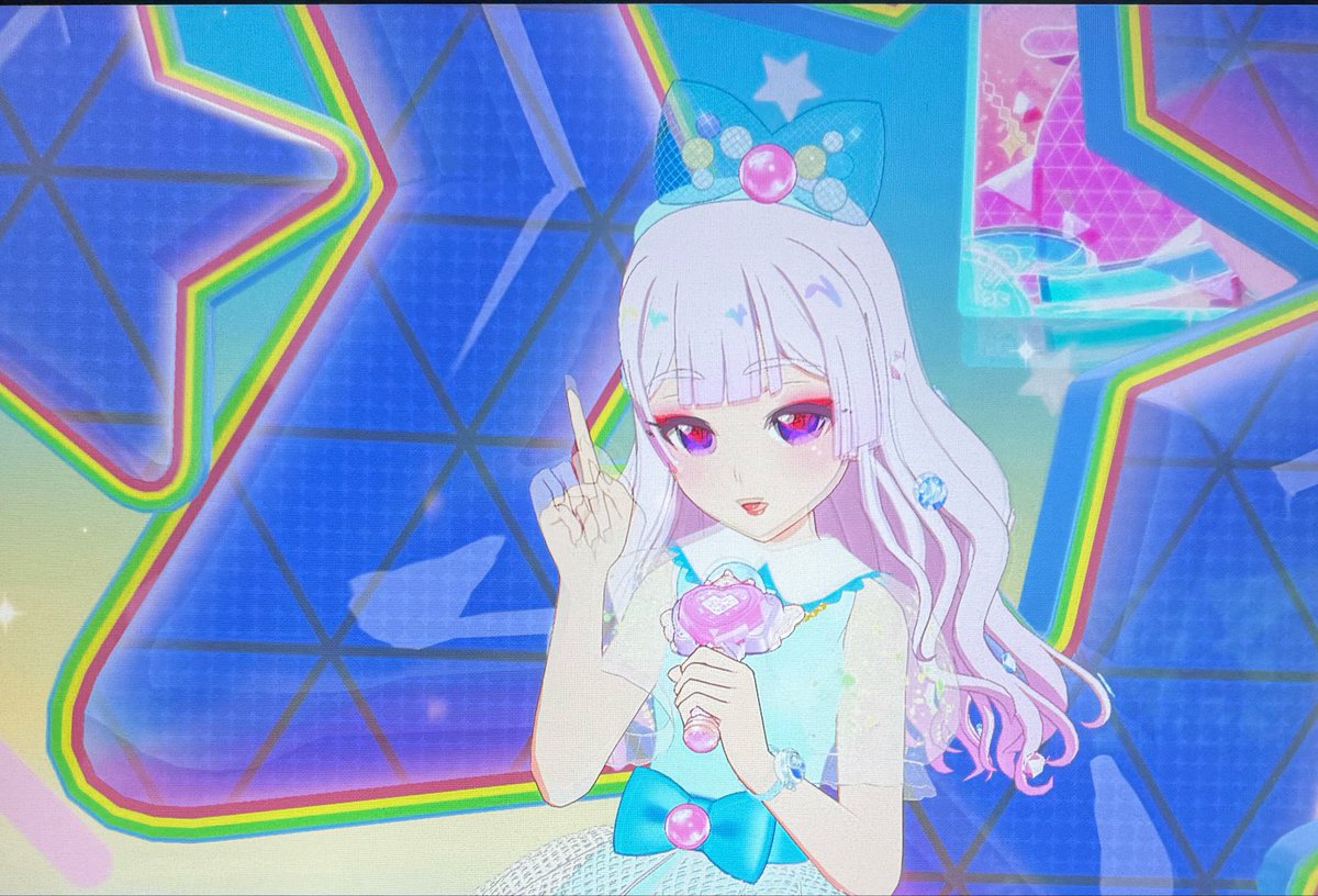 みんなおはよー
金曜日！
今週2日しか働いてないのに疲労感がすごい☆
年々体力無くなってきてるね！
来週5日間フルで働いたらもう立てなくなっちゃうのでは？
とは言えそこは気合いで行くしかない☆
休日も遊べる体力を作らなくては！
今日もがんばろう