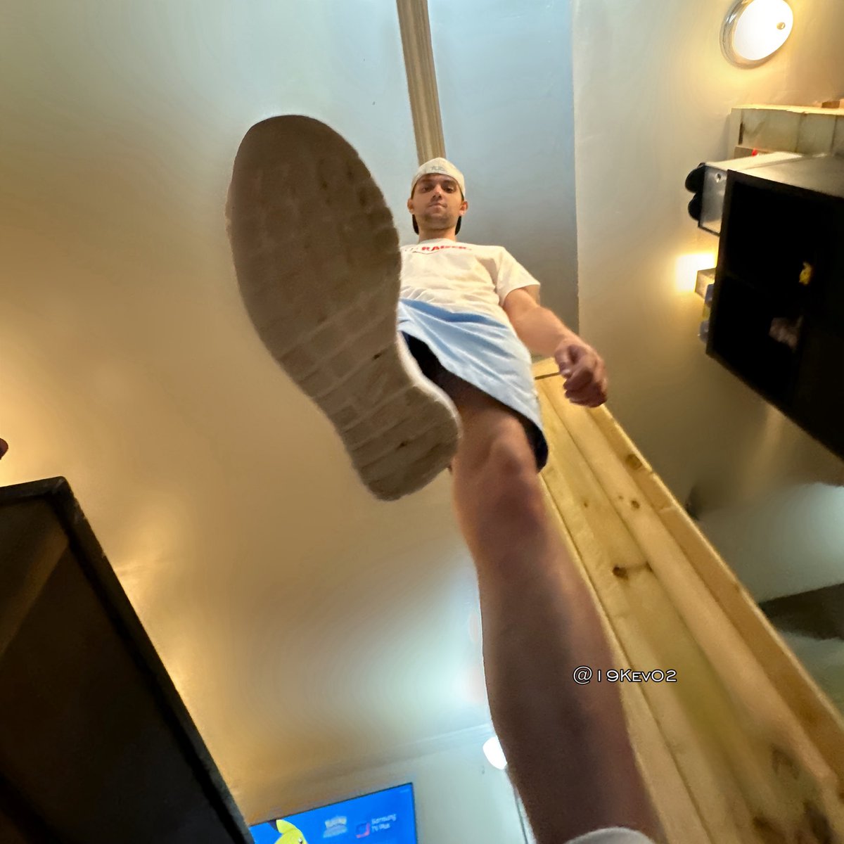 19Kev02's tweet photo. 🔥😈🔥 REPOST GAME 🔥😈🔥

It’s time to fuck @WhRo_1R !!! 

$1/$2/$2 
10 minutes 
2 comments 

Him and his lil locked pecker needs this bad! https://t.co/GlALkLfyZI