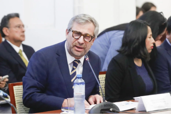 Agencia_Andina's tweet photo. La Segunda Sala Penal de Apelaciones de la Corte Superior de Justicia de Lima declaró infundada la apelación de la Fiscalía para que se imponga detención preliminar a Piero Corvetto, exjefe de la Oficina Nacional de Procesos Electorales.
👉https://t.co/1wcjvVVbxq https://t.co/92KKRBZyPa