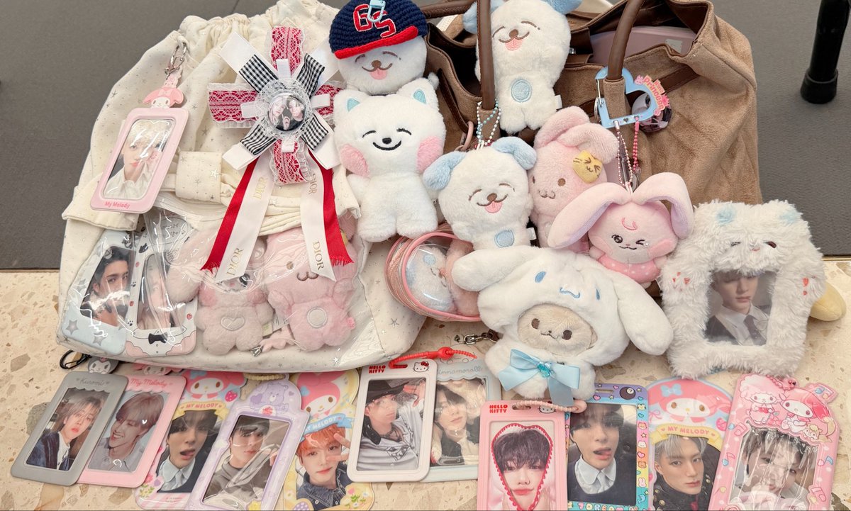 JNJM  🐶🐱🩷🍀⭐️

#SMTruexNCTJNJM_FansignCafe