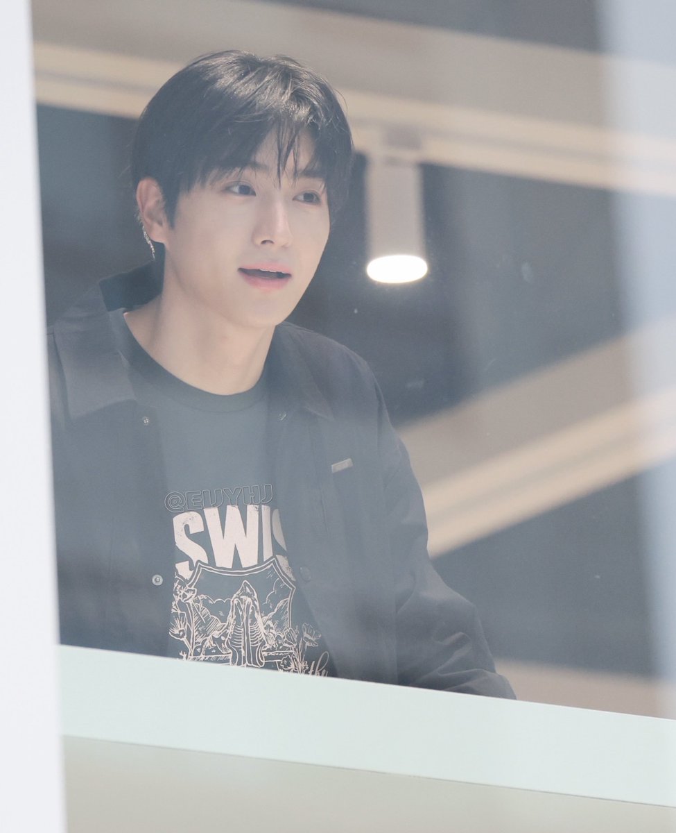 𝓛𝓙🧸 ˙◠ ̫◠ tweet media