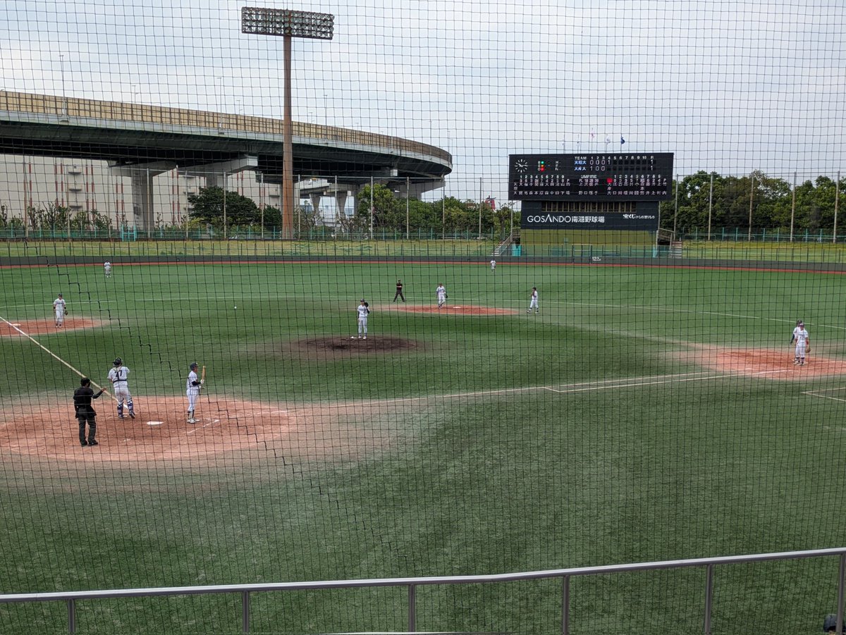 55tik428's tweet photo. 本日は南港球場で大学野球観戦

#大学野球
#阪神大学野球連盟 https://t.co/4LUN72XToL