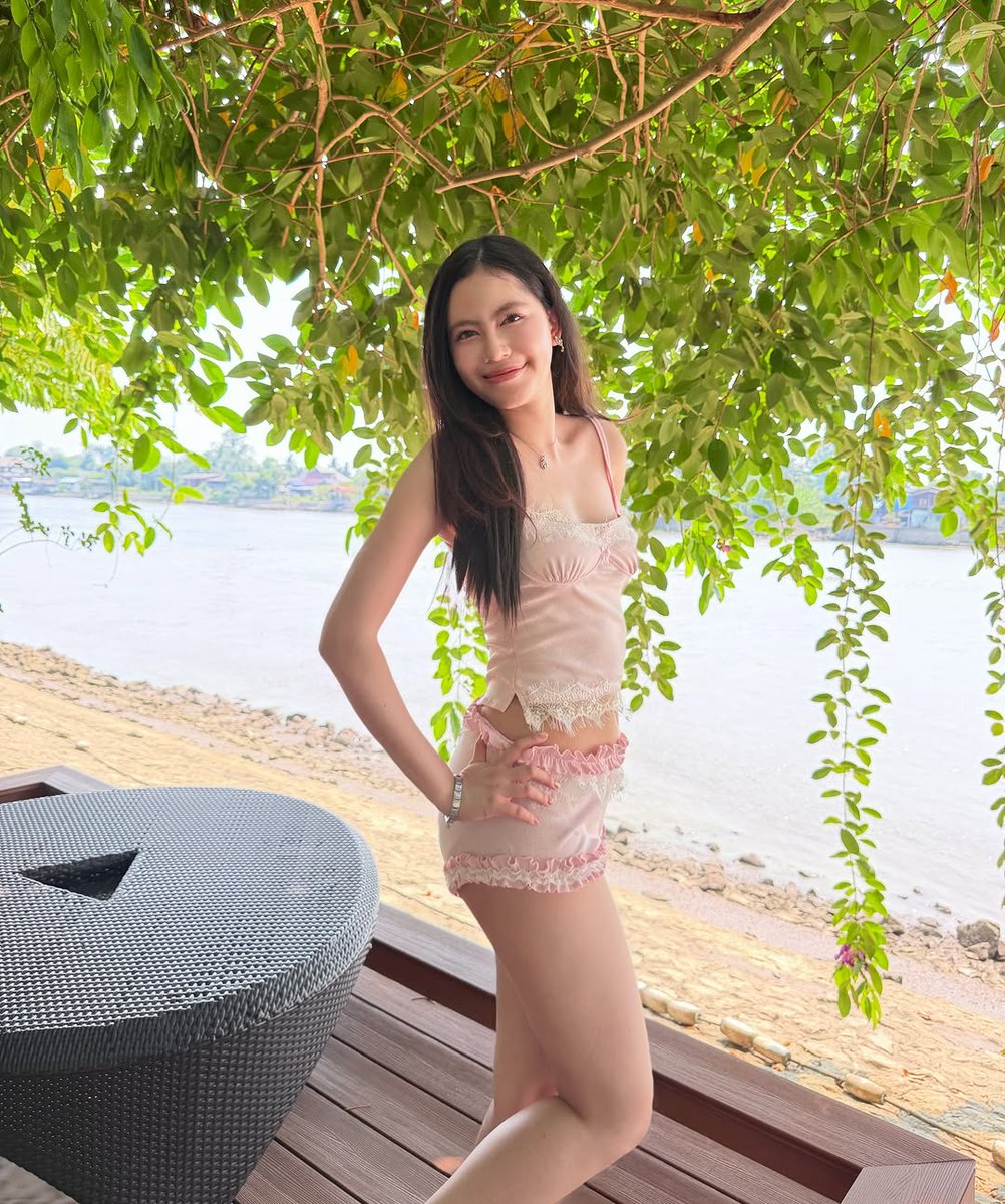 Robert ลงรูปสิ่ง สวยๆงามๆ ถูกใจก็กด tweet media