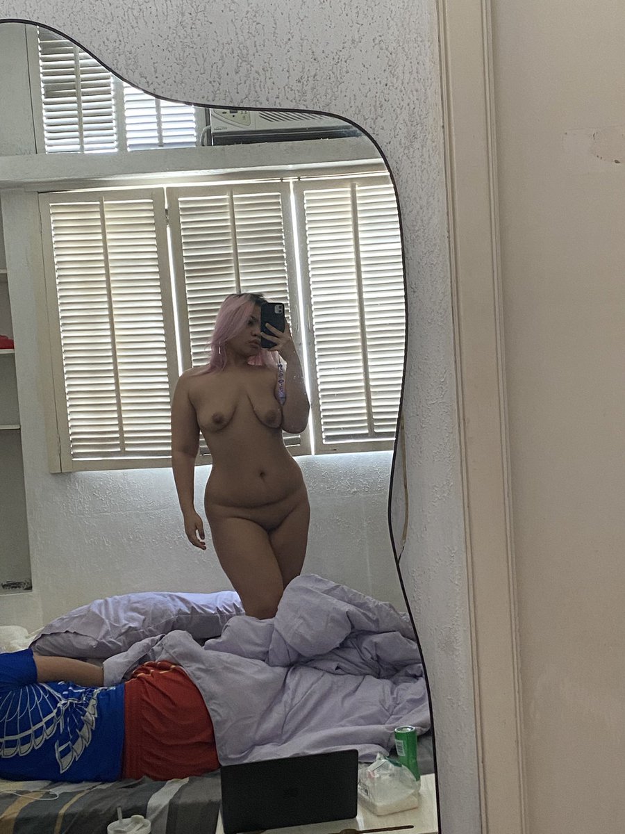 Tina Slick tweet media