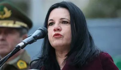 Contraloría General de la República determino que no había ningún motivo para despedir a la jefa de inteligencia de la PDI, nuevo cuestionamiento para la Ministra de Seguridad Pública, Trinidad Steinert.