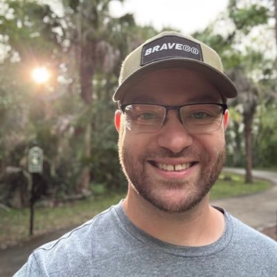 jaybodian's tweet photo. Gap teeth in your mouth, so my dick gots to fit. https://t.co/3Cidflwn2I