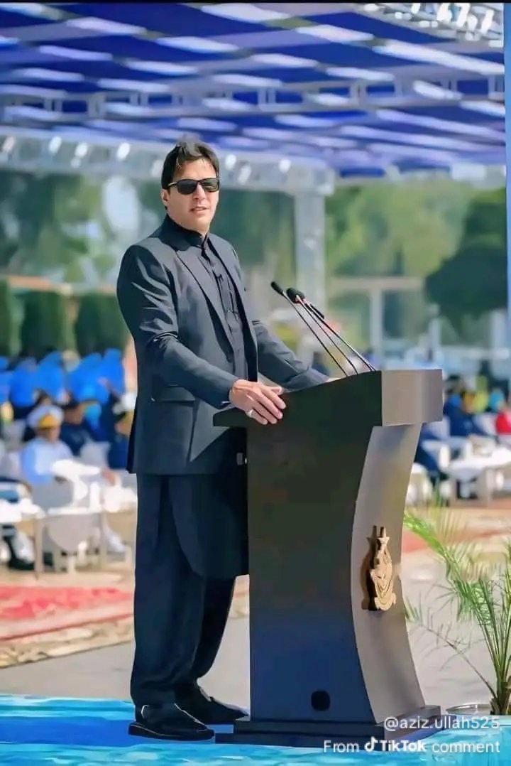 malikshakee38's tweet photo. 🔥 قومیں اپنے لیڈروں کے ساتھ کھڑی رہتی ہیں، اور ہم اپنے کپتان کے ساتھ آخری سانس تک کھڑے ہیں! 🇵🇰✊
ظلم، جھوٹ اور سازشیں سچ کو زیادہ دیر نہیں دبا سکتیں۔
عوام کا فیصلہ صرف عوام کریں گے! 💯
#ImranKhan
#Pakistan
#ReleaseImranKhan
#AbsolutelyNot
#JusticeForImranKhan
#BehindYouSkipper https://t.co/GrcSxXqlkc