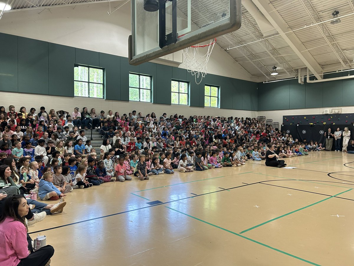 1st Grade Musical Assembly

Today our 1st graders did a magnificent job!  They performed their musical in front of our entire school. Thank you to Mrs. Morang for working with our 1st graders to get them ready for their performance!