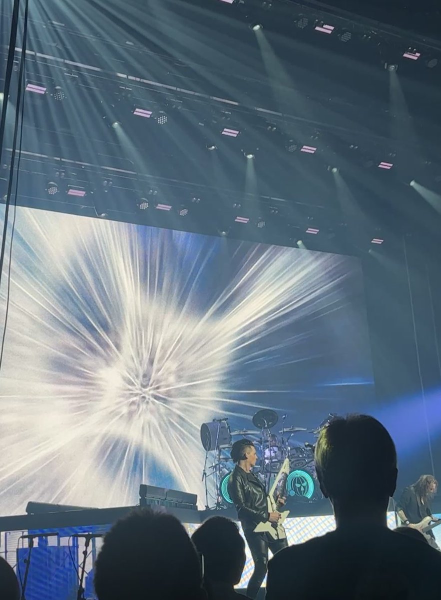 uotoko's tweet photo. 昨日のHELLOWEENの余韻に浸りながら帰宅中。
午後から仕事だぁ💦 https://t.co/NkR07fV2ok