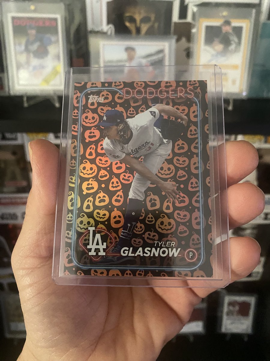 TheBatCV's tweet photo. @CardPurchaser https://t.co/VLUjqKYyhr