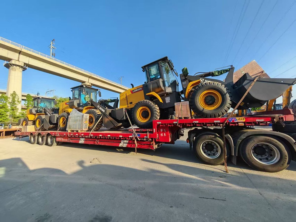 SHale24417's tweet photo. Global Top 3！ 🏆
XCMG ranks among the world’s top3 construction equipment manufacturers in the 2026 Yellow Table.
#xcmg #excavator https://t.co/xNYqtVaiD8