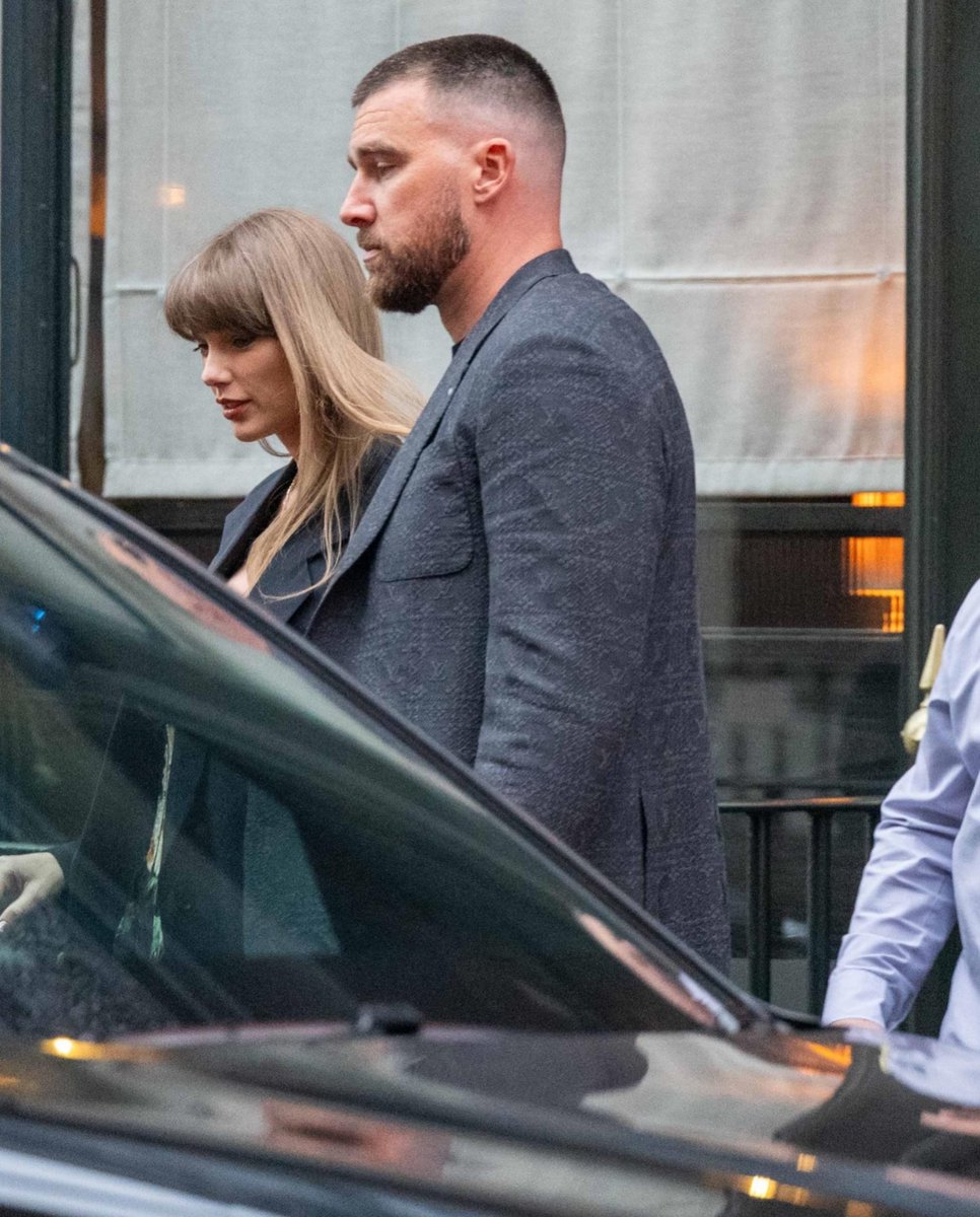 Taylor Swift in 4k tweet media