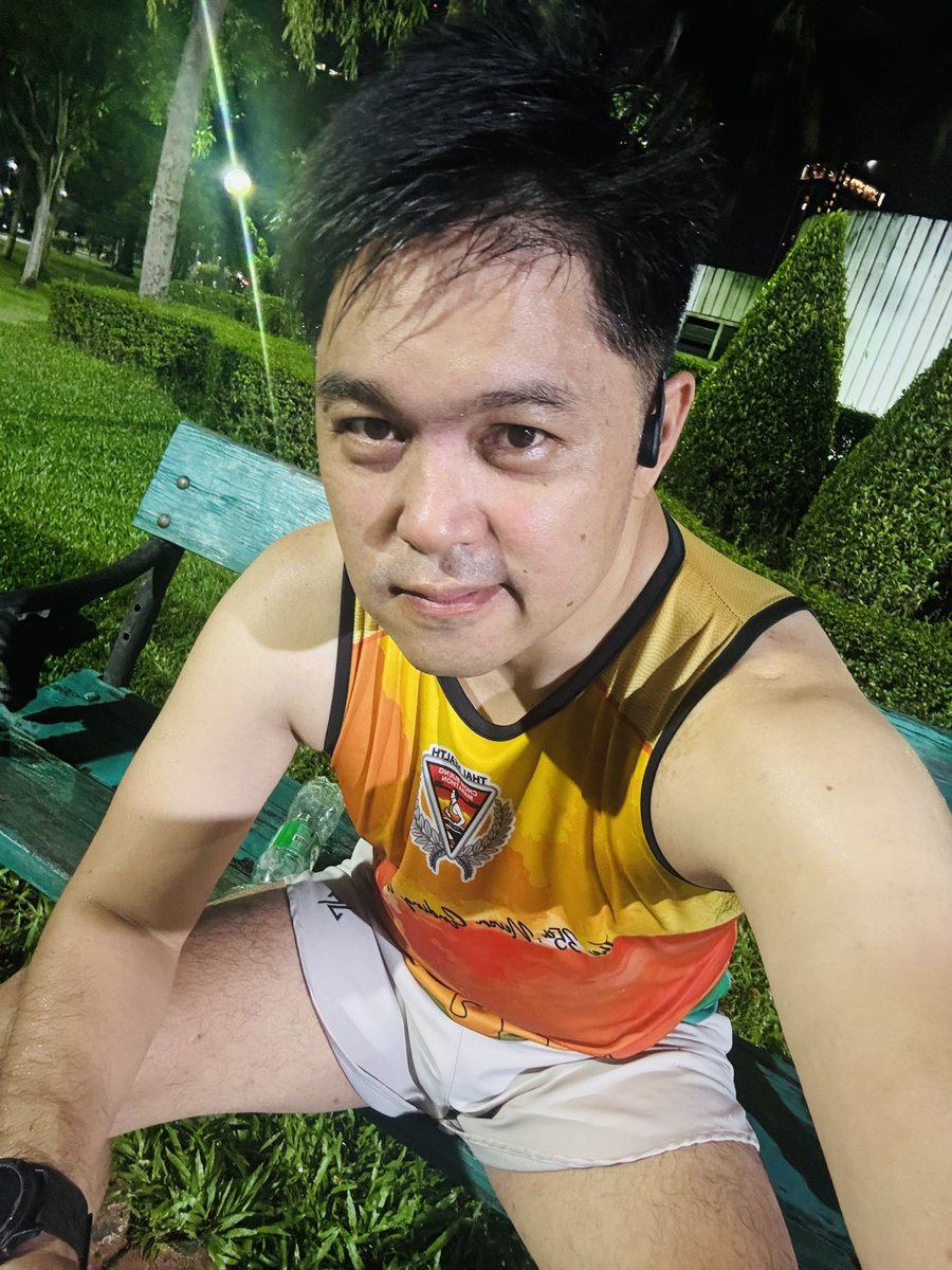 เรียกผมว่าเนสยัด tweet media