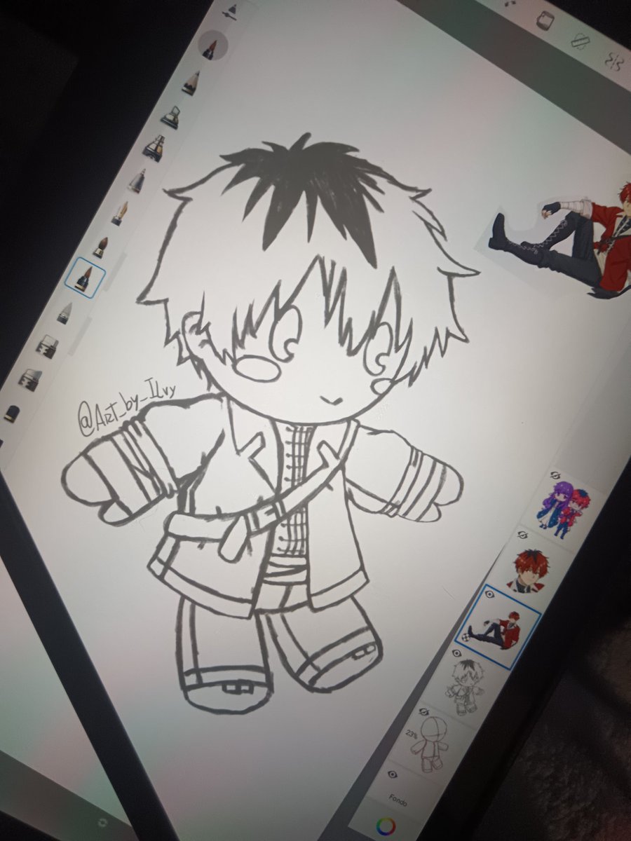 Stefy_Artist's tweet photo. Un avance de lo que se viene 🤭
(amo como me quedó Stark 💕 Luché mucho con su cabello pero lo logré 🫣)

#frieren #fern #stark #sketch #peluche #artbyilvy #fanart #boceto https://t.co/6H3vJnCaKp