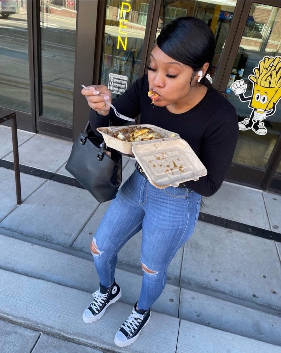 Me wit the $30 he sent me for lunch 😂😂
