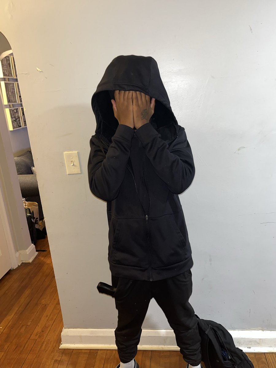 LilZoSosa's tweet photo. https://t.co/DQUt5Ff5yz