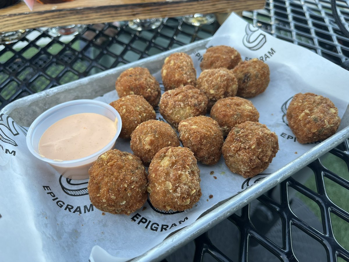 MarcHurBoston's tweet photo. Fried guacamole bites, bar pizza, Cubano, tots, and a plethora of beer. I continue to love this place. #Epigram https://t.co/PIxmKHSDkU