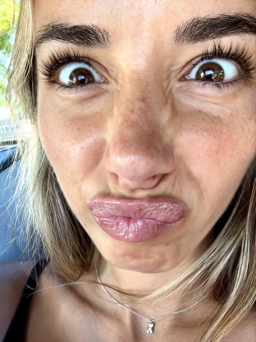 LazyScamGodNeet's tweet photo. Don’t just give me your ca$h✨🥵

Put on a massive show for BIG BRO😋

Make this as hot for me as possible, it’s all about MY entertainment🤤 https://t.co/3yLzHL6uZ6