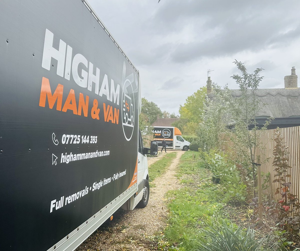 Highammanandvan's tweet photo. Moves in the country 🌳👨🏼‍🌾👌🏼

No matter the challenge, you’re always guaranteed a 5️⃣⭐️ service ✅

#highammanandvanremovals #removals #storage #5starservice  #contactustoday #thisiswhatwedo https://t.co/nhS5pnFdgQ