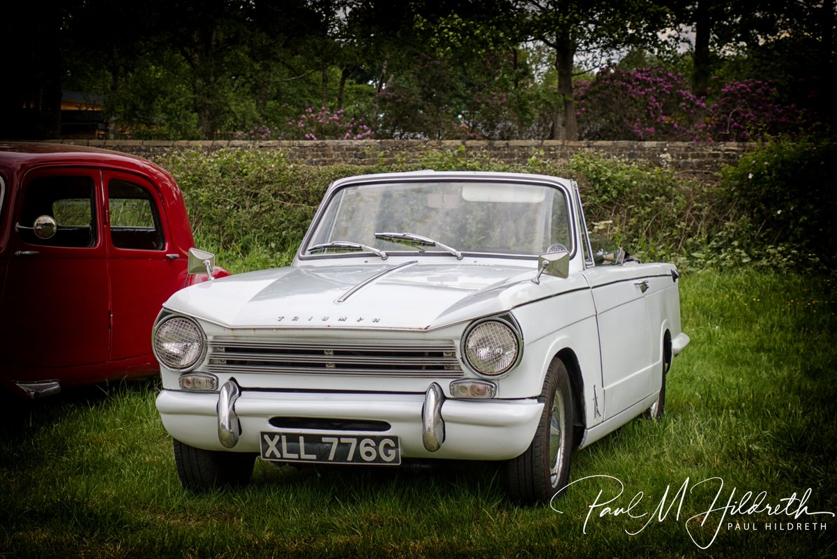pmhimages's tweet photo. I do love a Herald

Watermark-free, hi-res downloads, prints, gifts &amp; wall art available in the #Harrogate gallery on https://t.co/Fq2V5ATdP6. Does your car feature?

#tssc #Triumph #Herald #Convertible #car #cars #carenthusiast #petrolheads #classiccar #classic #oldtimer https://t.co/JyLGlW1Ste