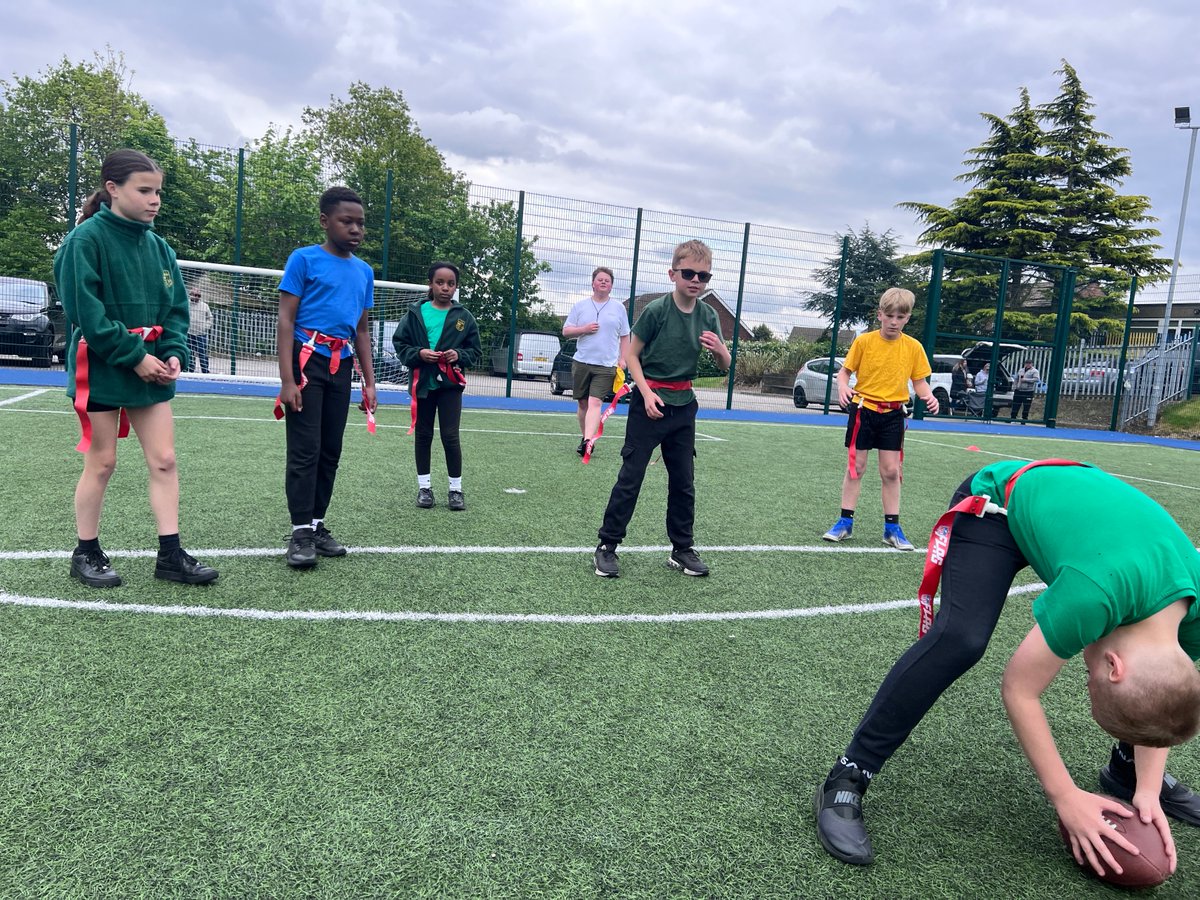 Gavin_Sharp_73's tweet photo. Our thanks to @SheffieldSabres for their @NFLUKIRE @NFL coaching session - the children absolutely loved it and we can't wait for more 🏈 https://t.co/c8fvy3NLyf