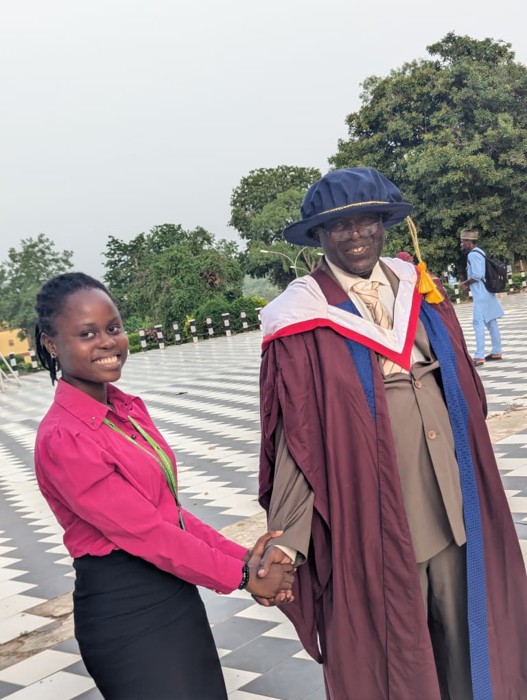 GegeLizzie's tweet photo. I had the privilege of attending the 301st Inaugural Lecture at the University of Ilorin, delivered by my brilliant lecturer, Prof. Ganiyu Bello. His talk on using constructivist pedagogy in Biology to drive national development was nothing short of inspiring. https://t.co/oCdWVgRxjW