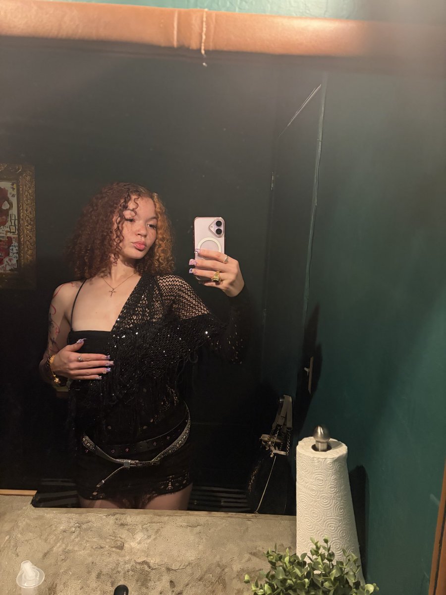 Goddess Rennn tweet media