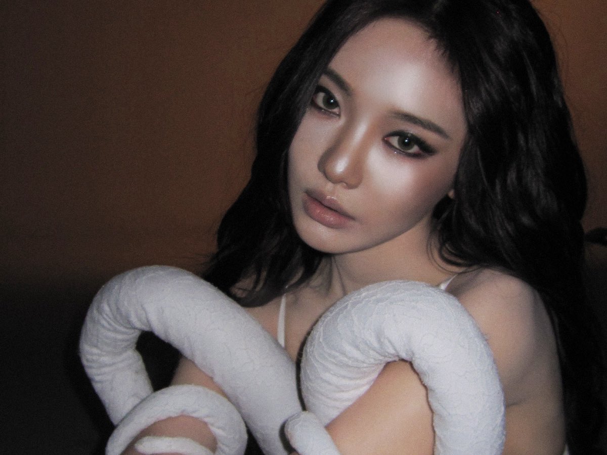 𝔚𝔥𝔬𝔩𝔢 𝔇𝔦𝔣𝔣𝔢𝔯𝔢𝔫𝔱 𝔄𝔫𝔦𝔪𝔞𝔩

#aespa #æspa #에스파 
#NINGNING #닝닝
#LEMONADE #aespaLEMONADE
#WDA #WholeDifferentAnimal #aespaWDA