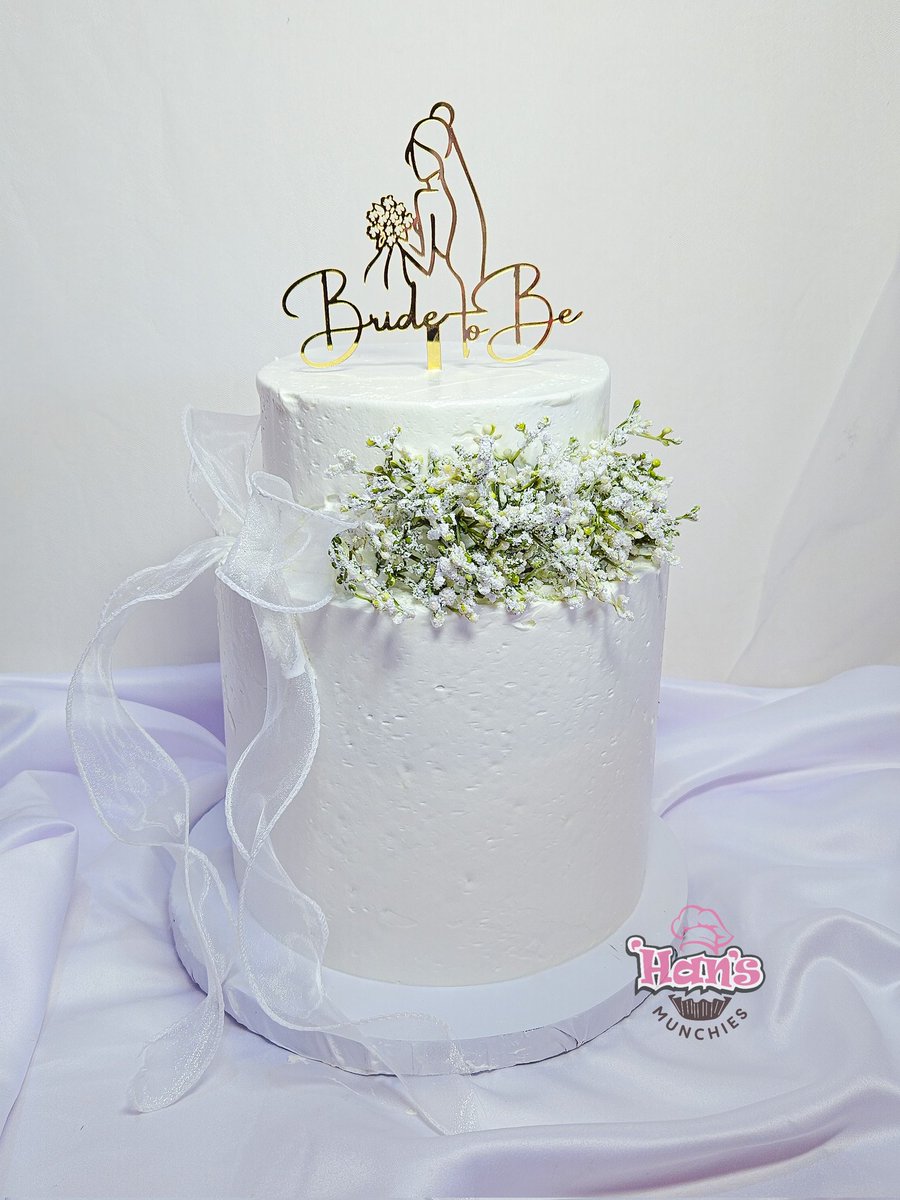 HansMunchies's tweet photo. 8" 3 layers / 6" 1 layer
Vanilla and chocolate cake
Swiss meringue buttercream 

For a gorgeous bride-to-be💐

A minimum of 72hrs Preorder.

Available in gluten-free, sugar-free, and vegan options 

Click on our WhatsApp link in bio to order ✨️ https://t.co/m2HmNUfMa3