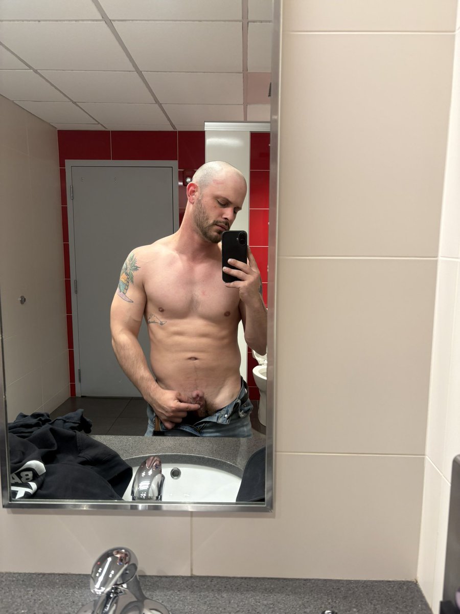lildicknic's tweet photo. Did you even notice it was out? π₯΅#gaysph #gayexpose #tinydickexposure #tinydick #betaboy #subboy #gaytinydick #micropenis https://t.co/BRFbXbZ3O6