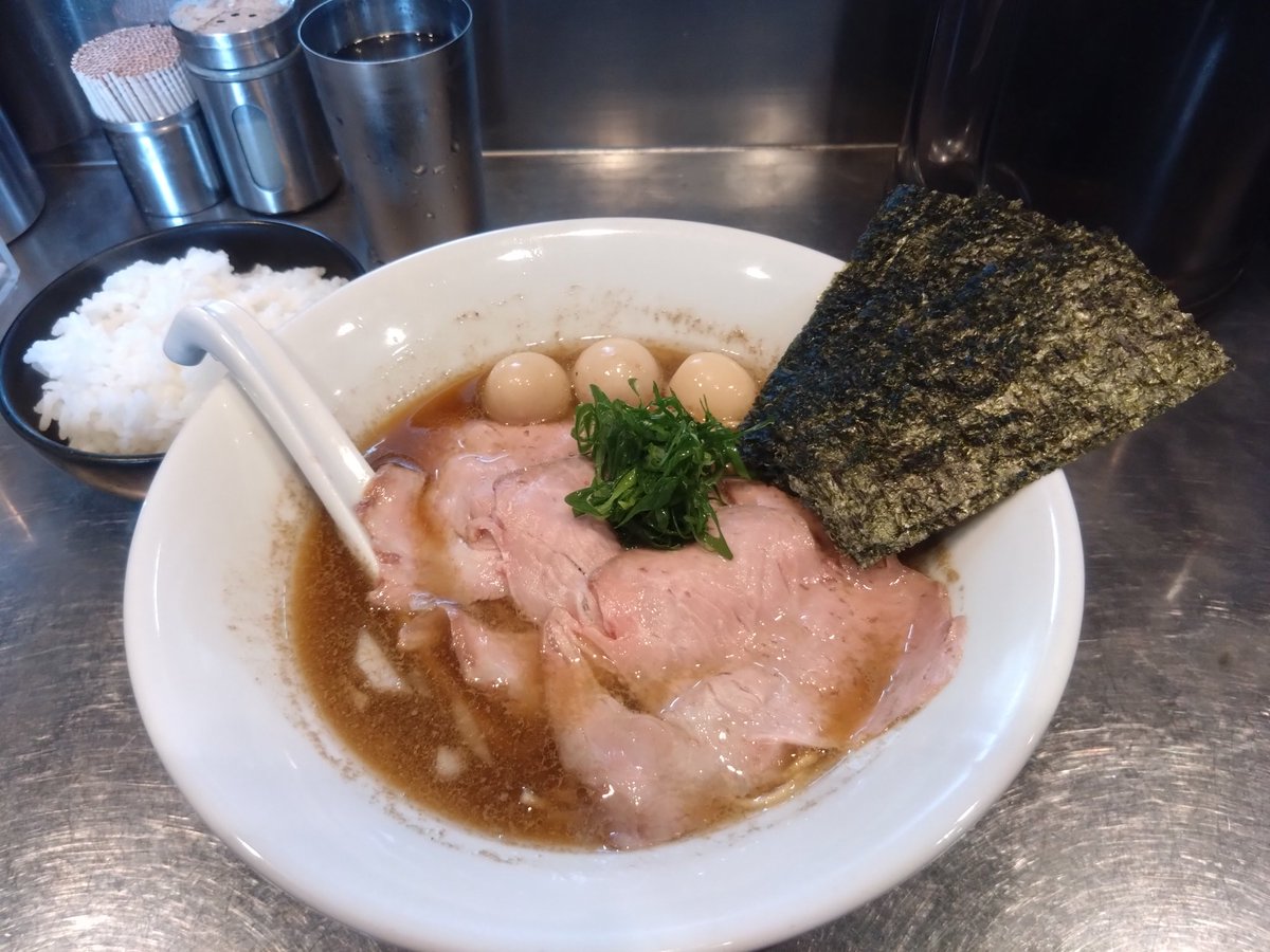 pcatmuchi's tweet photo. 煮干ハイブリッド+🍚+愛
さんじ玉SP
超帆立バター醤油
いただきました！

帰る前に大好きなハイブリッドが食べられて幸せ幸せ😇
またまたハッピーセットに！ https://t.co/dt96QisLaK