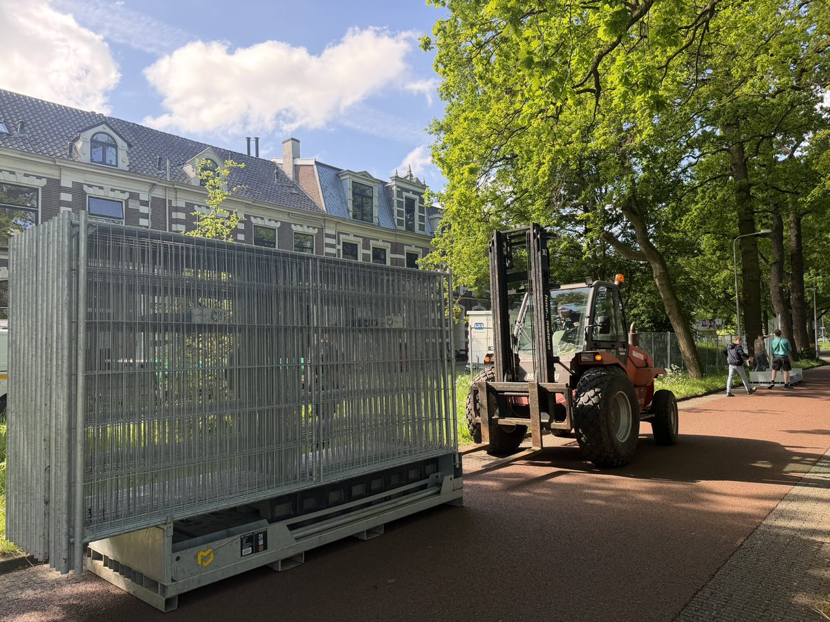 Lodewijk D tweet media