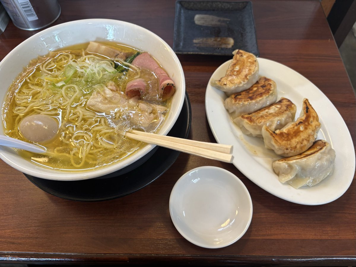 ここの餃子が本当に絶品でね…