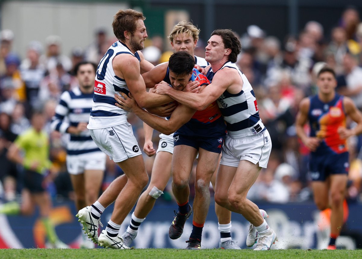 BenCameron4's tweet photo. "In some respects it is a little bit of a test."
Chris Scott confirms Gryan Miers will make his return to footy through the VFL after battling "unusual" knee injury. LATEST: https://t.co/PEvKGGFMQP https://t.co/0nX0ex1K9w