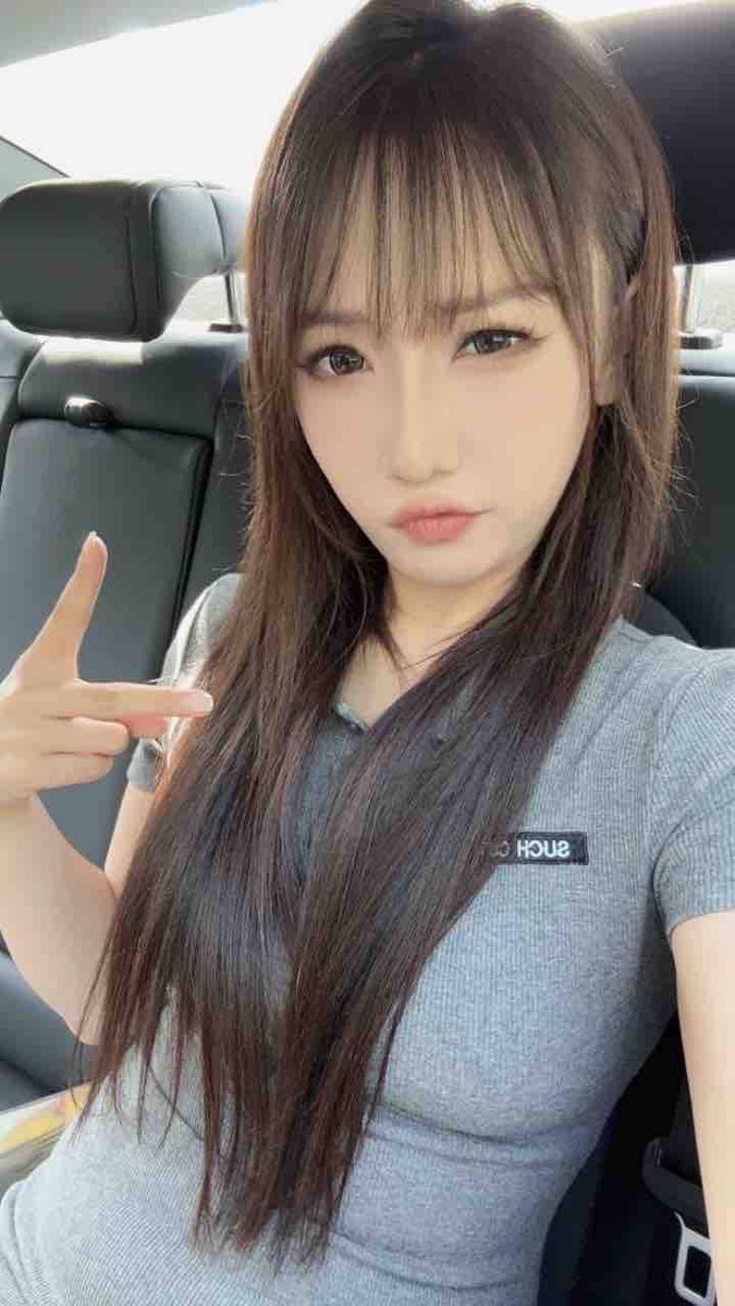 austbutt's tweet photo. 上天太偏心了，你一个集中了万千优点
七里河区
私信小秘书：https://t.co/TQqIM5UeGM
#兰州
#甘肃
老师065
主页简介联系 https://t.co/1n8l7jW65n