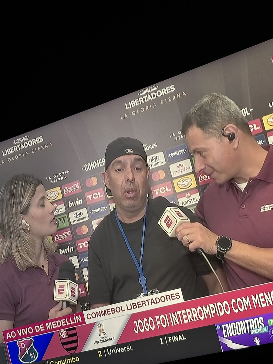 YanofG's tweet photo. @marcosbrazrio estava de cameraman meu amigo? Tá tudo bem com você aí na Colômbia ? 🤣🤣🤣🤣 https://t.co/ySZV2gU36f