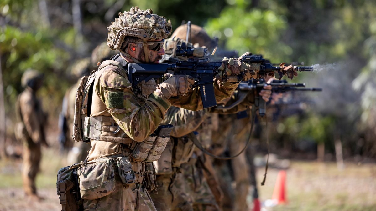 The <a href="/AustralianArmy/">Australian Army</a> Combat Training Centre Jungle Training Wing conducted jungle survival training in 📍 Oyster Bay, Philippines, as part of Exercise Balikatan.

Personnel from Australia, New Zealand, the Philippines and the United States rotated through the training, developing
