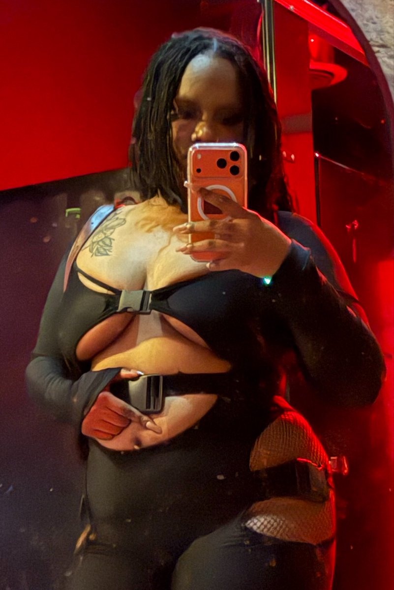 siri play "maria i'm drunk" 🖤