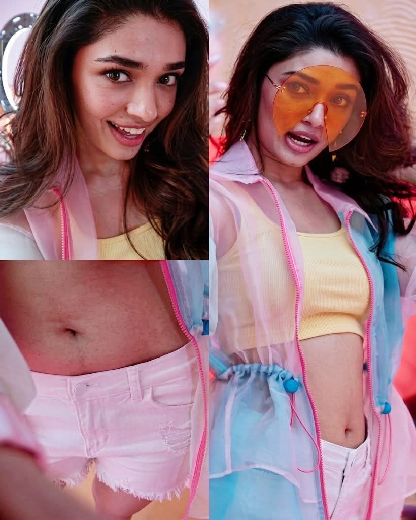 Love how #krithishetty shows her navel even top actress wouldn't