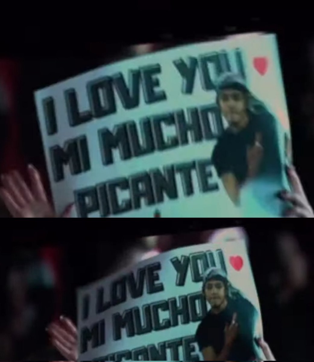 thvismuse's tweet photo. " I LOVE YOU MY MUCHO PICANTE"

look what have you done Taehyung😭😭 https://t.co/EXKxerWaQA