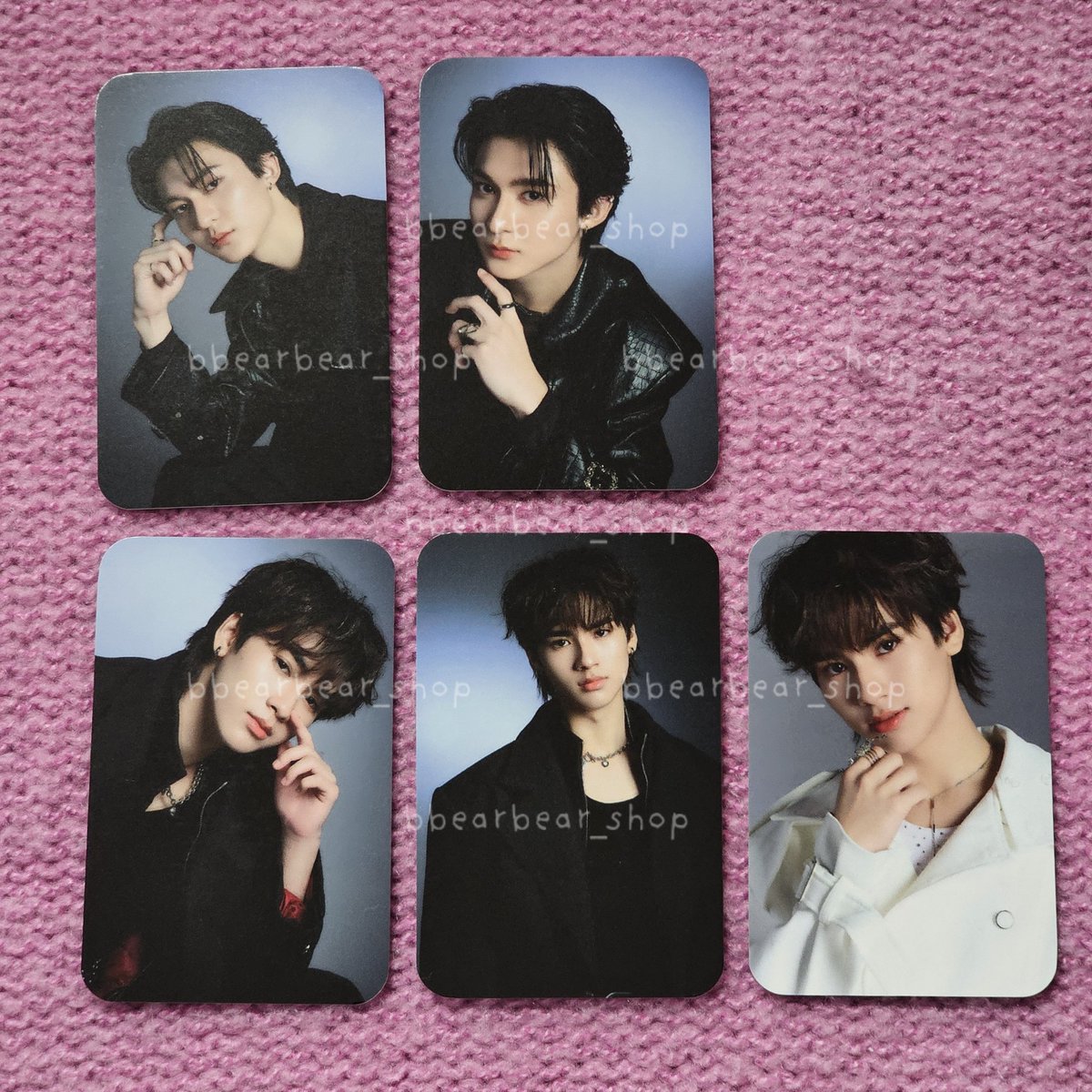 bbearbear_shop's tweet photo. ♡´ พร้อมส่ง `♡
การ์ด RANDOM PHOTOCARD GEN 3-4
แพทจิริวจิน อู่อู๋เซฟ 
ใบละ 70
📨 ค่าส่ง 40 บาท (5ใบส่งฟรี)
#ตลาดนัดdmd #ตลาดนัดดูมันดิ
#LandOfFusionMerch #DMDLAND3DAY https://t.co/Okc3KPJavV